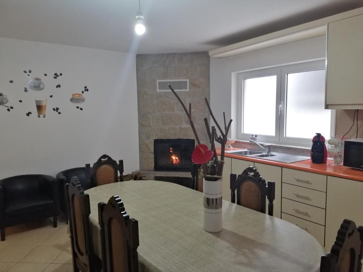 Casa Do Adro - Serra Da Estrela Cortes do Meio Экстерьер фото
