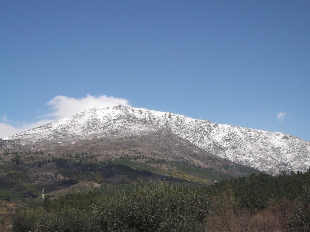Casa Do Adro - Serra Da Estrela Cortes do Meio Экстерьер фото