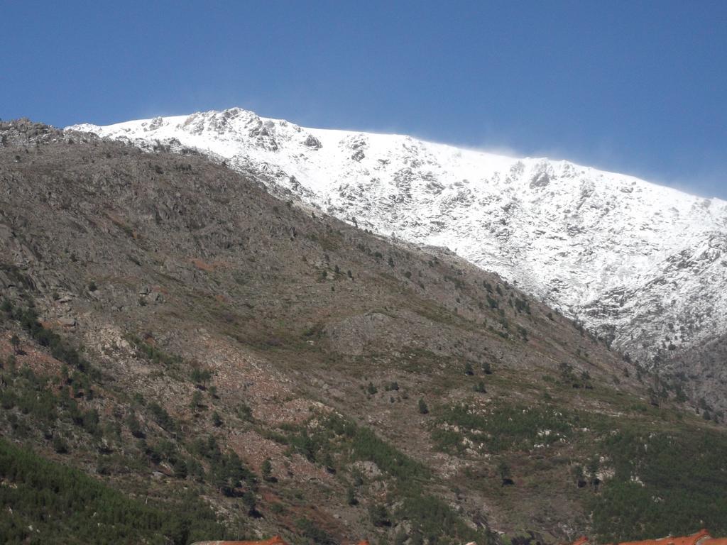Casa Do Adro - Serra Da Estrela Cortes do Meio Экстерьер фото